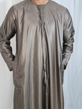 Load image into Gallery viewer, Mikhail thobe khaki grey