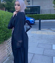 Load image into Gallery viewer, Black Hawah abaya
